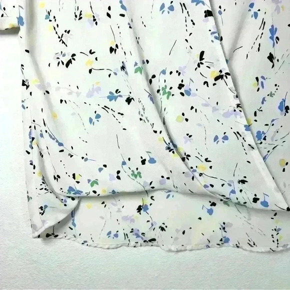 Banana Republic Women’s Wrap-Front White Floral Top Size XS - Picture 6 of 14